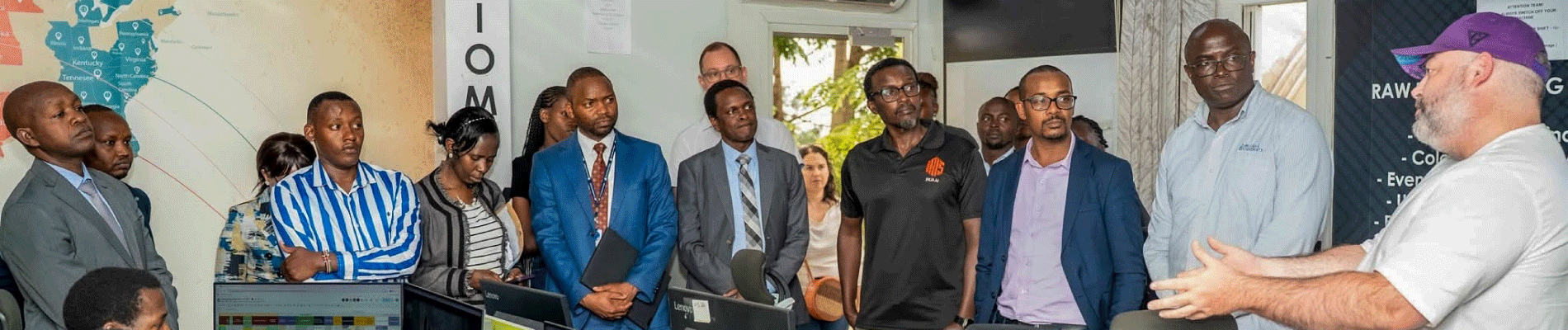 Humphrey-Muchuma-giving-to-children's-home-4