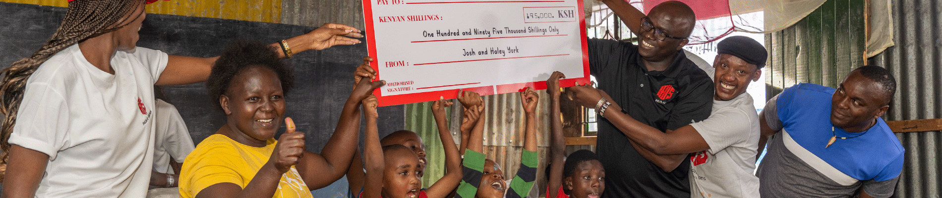 Humphrey-Muchuma-giving-to-children's-home-4